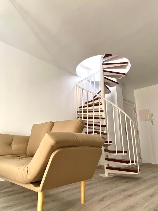 Ferienwohnung Spiral Stairs Duplex Figueres  Exterior foto
